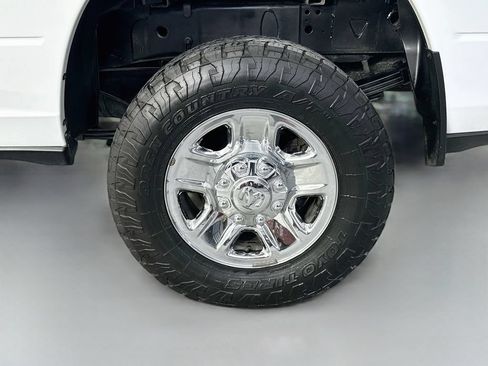 Used 2022 RAM 3500 Tradesman AWD/4WD image 32