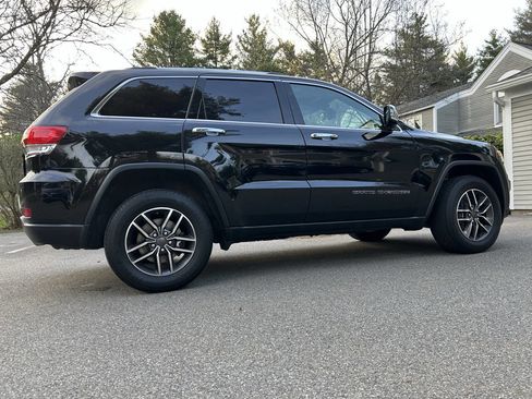 Used 2019 Jeep Grand Cherokee Limited AWD/4WD image 21