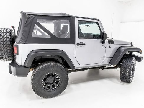 Used 2014 Jeep Wrangler Sport AWD/4WD image 8