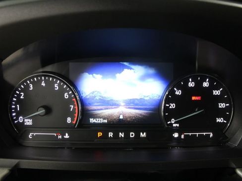 Used 2020 Ford Explorer XLT w/ Comfort Package RWD image 42