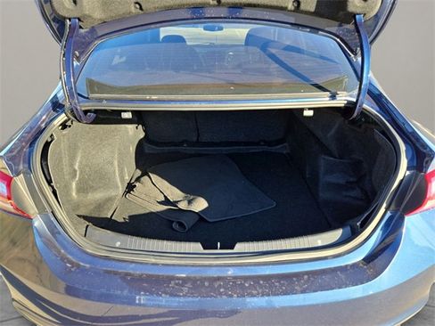 Used 2020 Chevrolet Malibu LT image 29