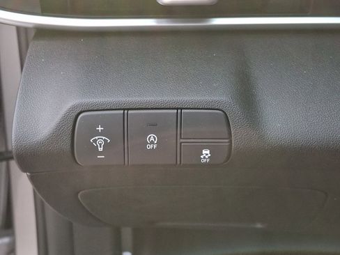 Used 2026 Hyundai Elantra SE FWD image 27