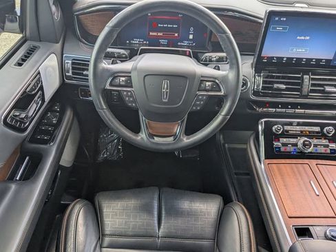 Certified 2024 Lincoln Navigator Black Label AWD/4WD image 20