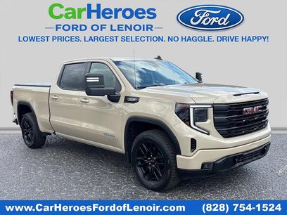 Used 2022 GMC Sierra 1500 Elevation w/ Max Trailering Package