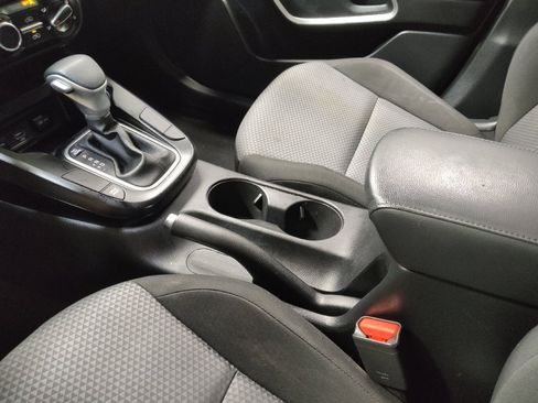 Used 2021 Kia Soul LX FWD image 26