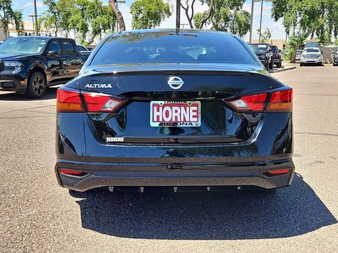 Used 2021 Nissan Altima 2.5 S FWD image 6