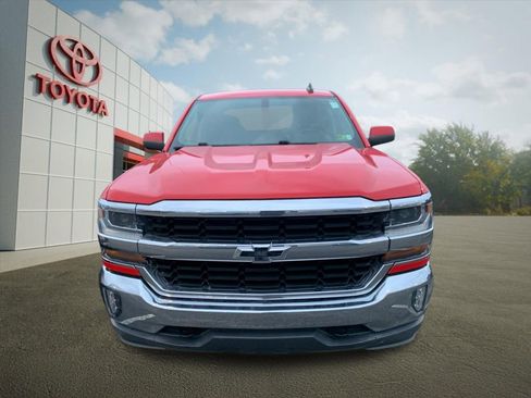 Used 2018 Chevrolet Silverado 1500 LT w/ All Star Edition image 7