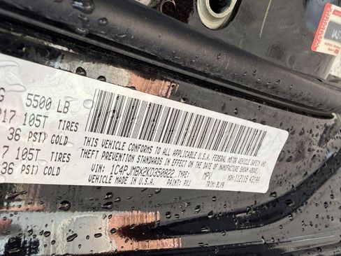 Used 2019 Jeep Cherokee Trailhawk image 18