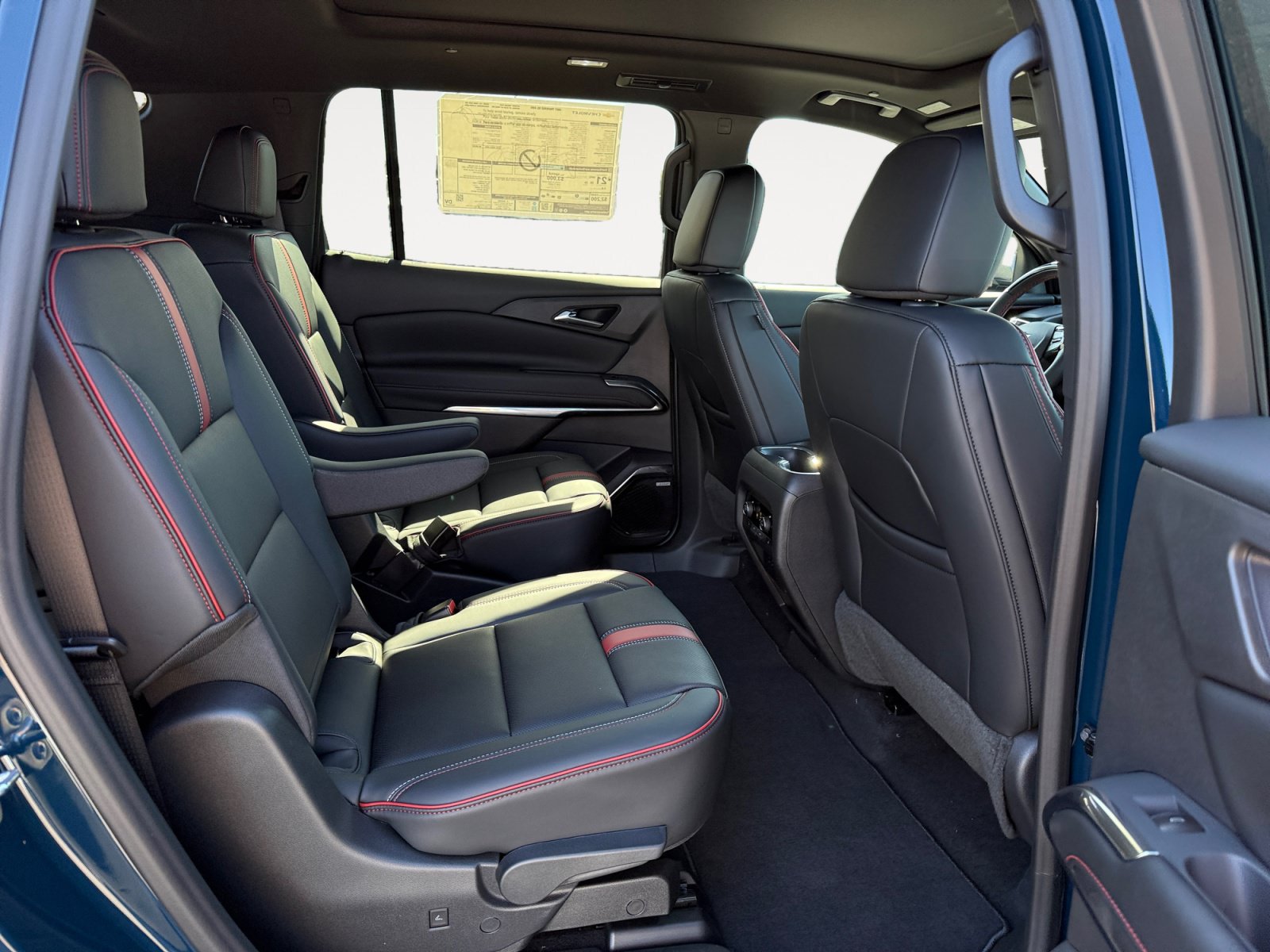New 2027 Chevrolet Traverse RS AWD/4WD image 18