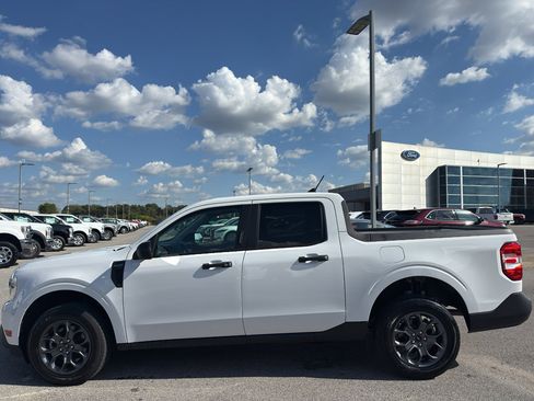 Certified 2022 Ford Maverick XLT image 8