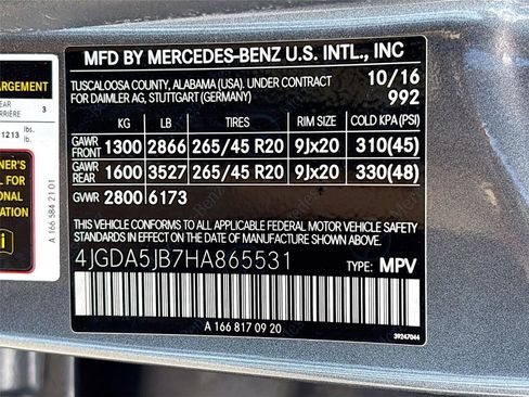 Used 2017 Mercedes-Benz GLE 350 w/ Premium 1 Package image 36