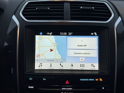 Used 2018 Ford Explorer Sport w/ Equipment Group 401A image 32