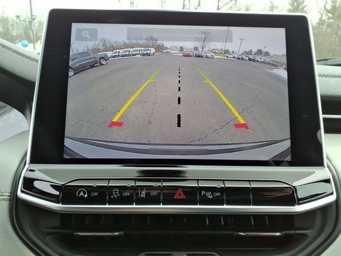 New 2026 Jeep Compass Limited image 22