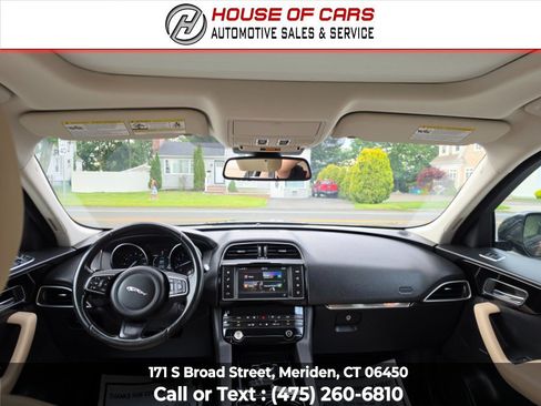 Used 2017 Jaguar F-PACE Premium AWD/4WD image 24