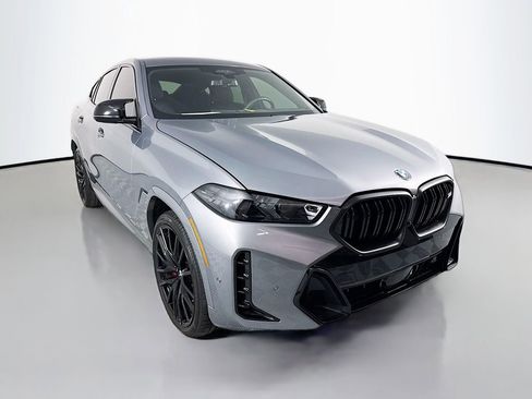 Used 2025 BMW X6 M60i AWD/4WD image 7