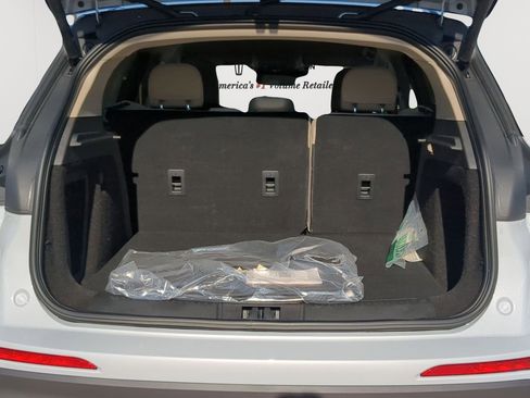 New 2026 Lincoln Corsair Premiere FWD image 22