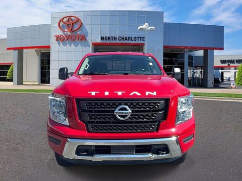 Used 2021 Nissan Titan SV w/ SV Convenience Package AWD/4WD image 3
