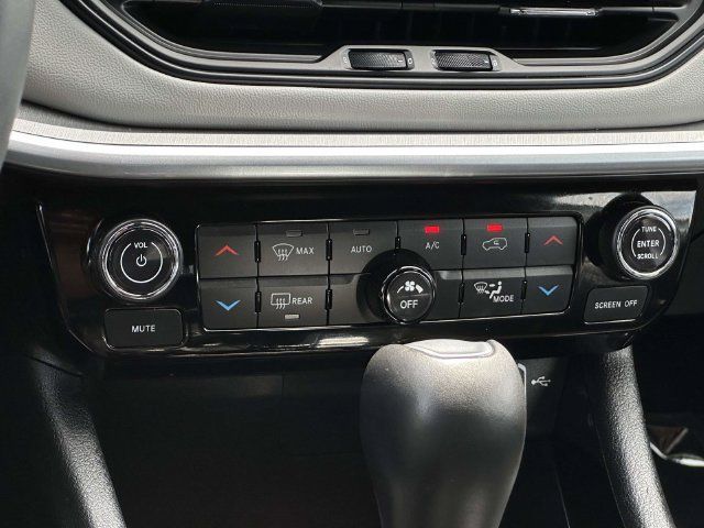 Used 2025 Jeep Compass Limited AWD/4WD image 20