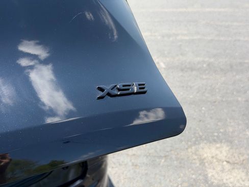 Used 2025 Toyota Sienna XSE AWD/4WD image 36