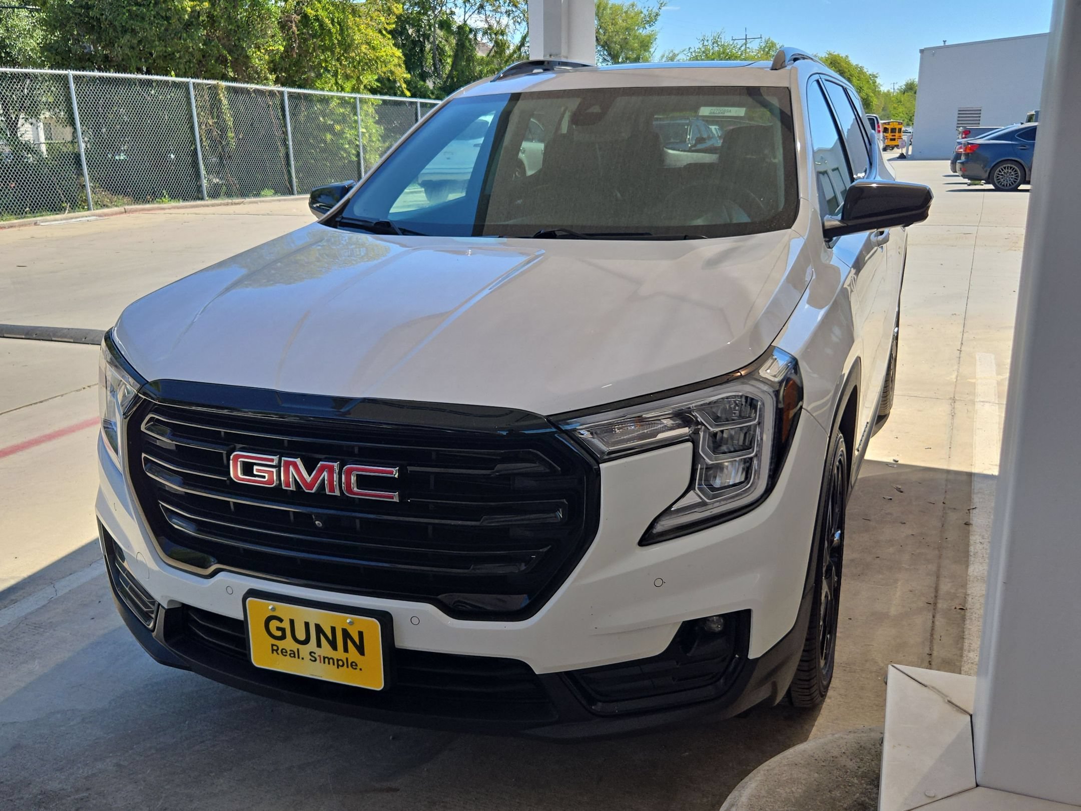 Certified 2024 GMC Terrain SLT w/ Tech Package AWD/4WD image 3