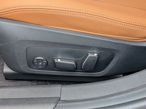 New 2026 BMW 330i Sedan w/ Premium Package RWD image 16