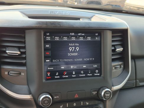 Used 2020 RAM 1500 Big Horn AWD/4WD image 22