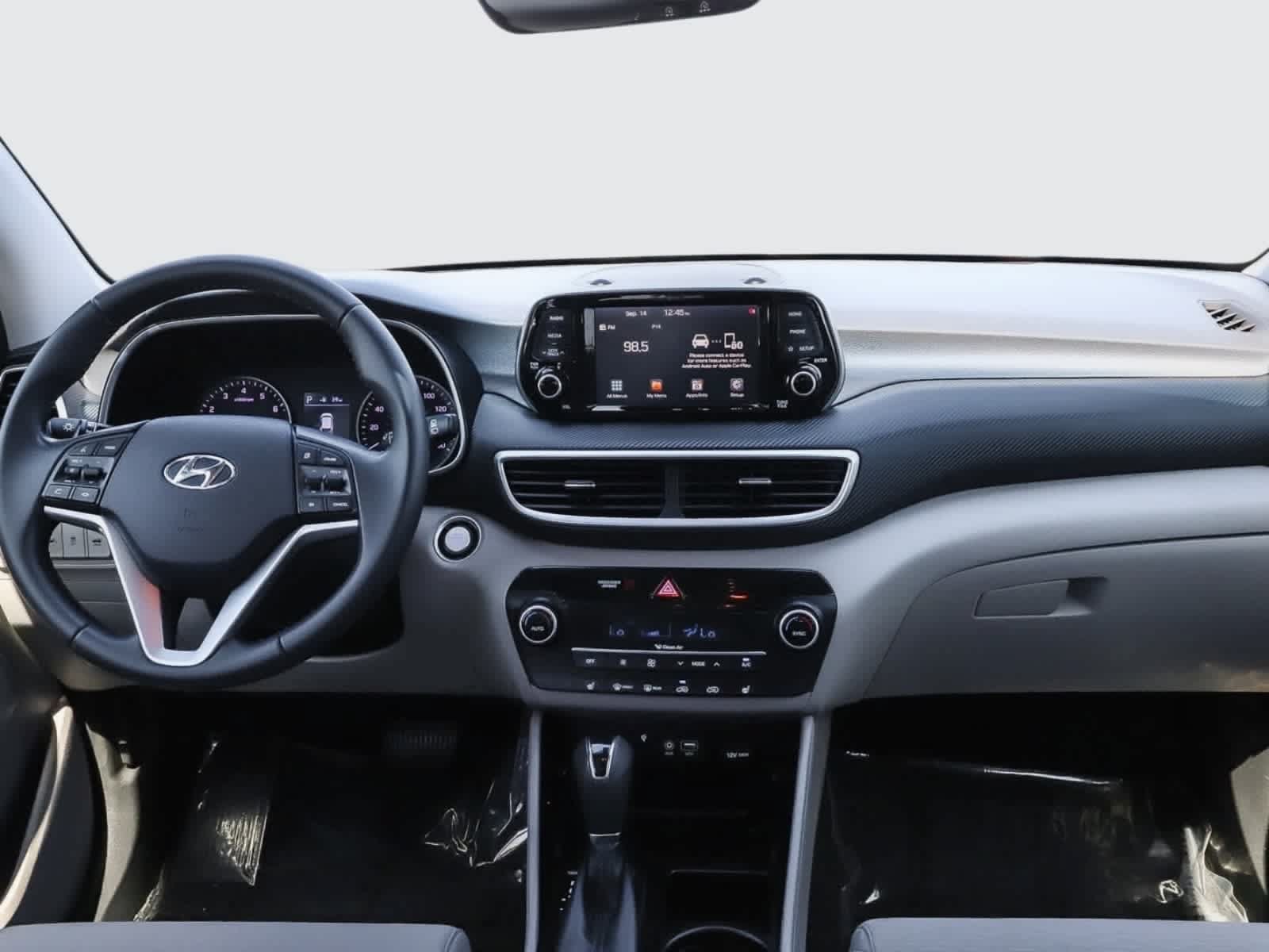 Used 2020 Hyundai Tucson Sport FWD image 17