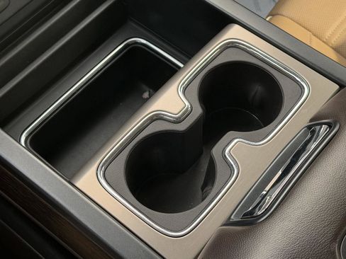 Used 2018 GMC Sierra 3500 Denali w/ Duramax Plus Package image 33