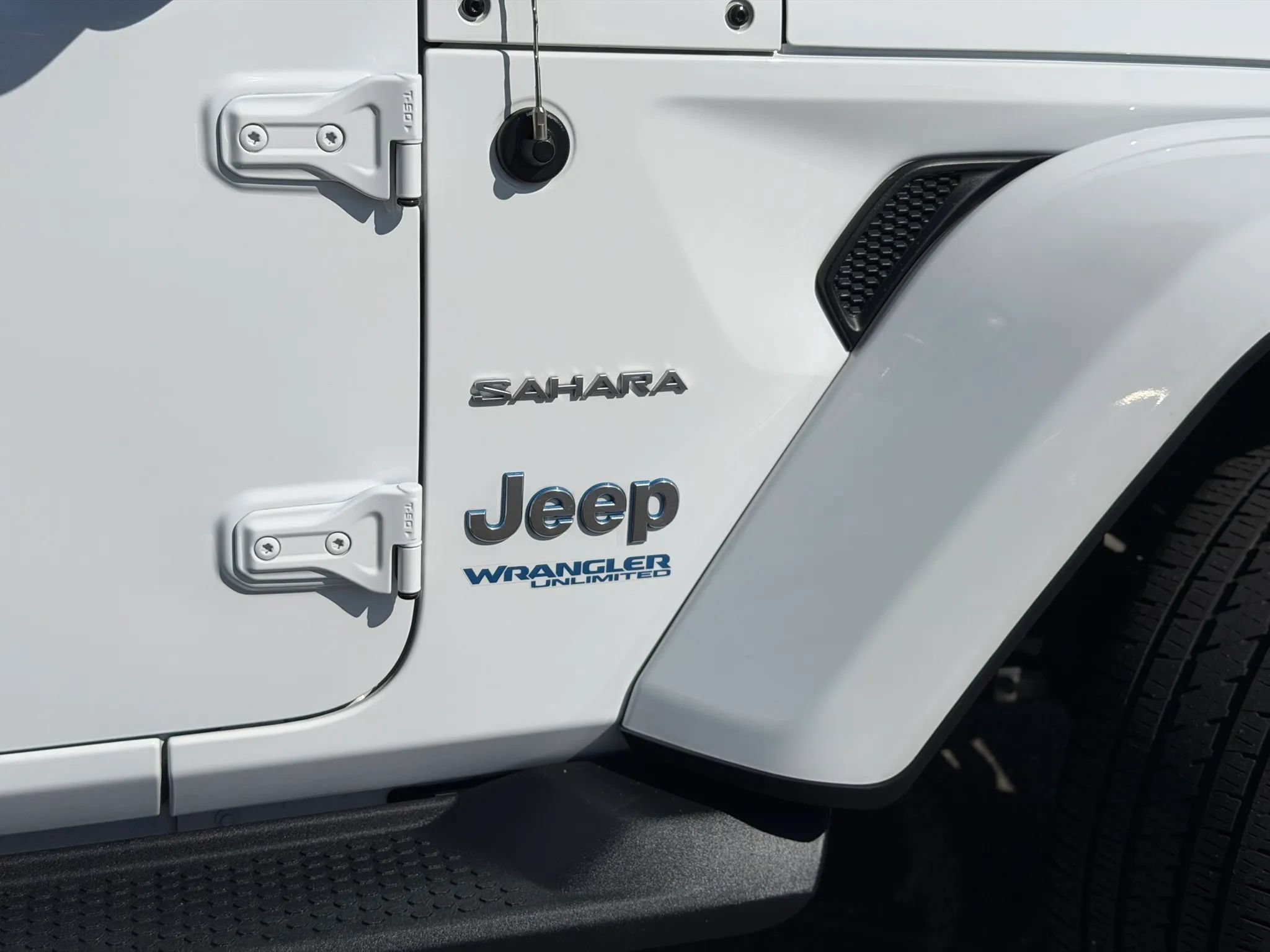 Used 2021 Jeep Wrangler Unlimited Sahara AWD/4WD image 52