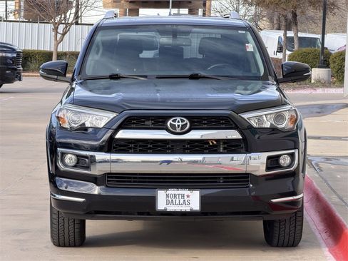 Used 2018 Toyota 4Runner Limited image 3