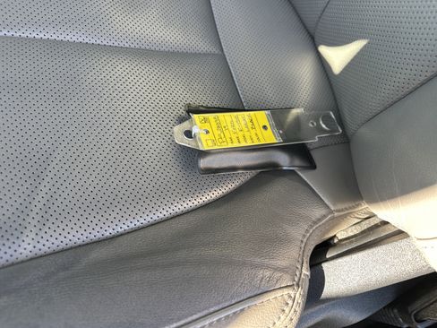 Used 2019 Ford F150 Lariat w/ Equipment Group 502A Luxury image 36