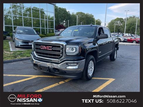 Used 2018 GMC Sierra 1500 SLE w/ SLE Value Package AWD/4WD image 1