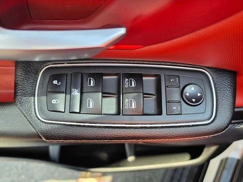 Used 2019 RAM 1500 Rebel AWD/4WD image 14