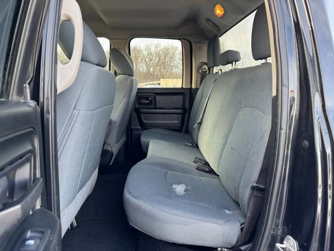 Used 2017 RAM 1500 Express w/ Black Ram 1500 Express Group image 15