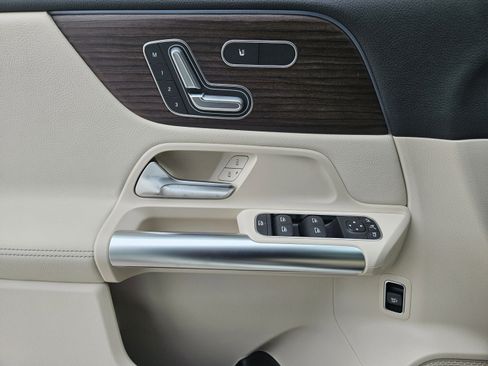Certified 2026 Mercedes-Benz GLA 250 image 22