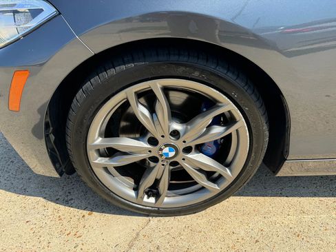 Used 2016 BMW M235i Coupe image 23