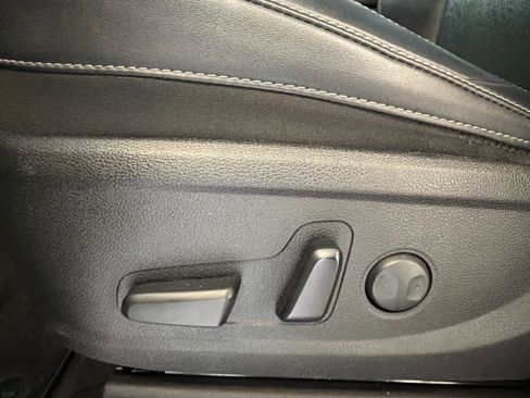 Used 2023 Kia Telluride S w/ S Sunroof Package FWD image 16