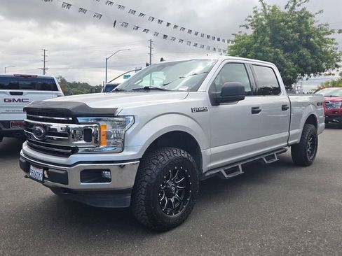 Used 2019 Ford F150 XLT w/ Trailer Tow Package AWD/4WD image 8