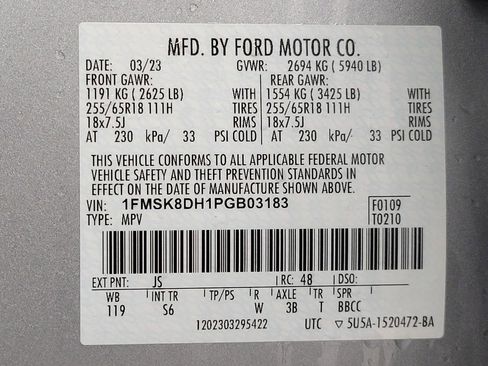 Used 2023 Ford Explorer XLT w/ Equipment Group 202A AWD/4WD image 31