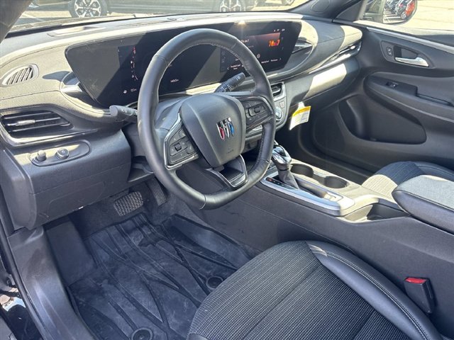 Used 2025 Buick Envista Sport Touring w/ Convenience I Package FWD image 10