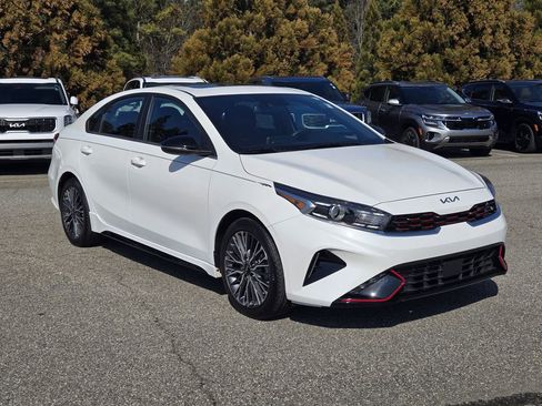 Used 2024 Kia Forte GT-Line w/ GT-Line Premium Package image 3