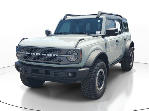 Used 2022 Ford Bronco Badlands AWD/4WD image 4