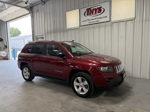 Used 2017 Jeep Compass Sport w/ Power Value Group AWD/4WD image 1