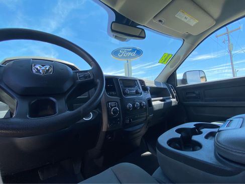 Used 2018 RAM 1500 Tradesman w/ Popular Equipment Group AWD/4WD image 13