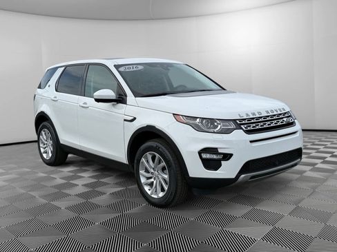 Used 2016 Land Rover Discovery Sport HSE image 7
