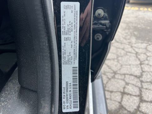 Used 2021 RAM 1500 Laramie AWD/4WD image 22