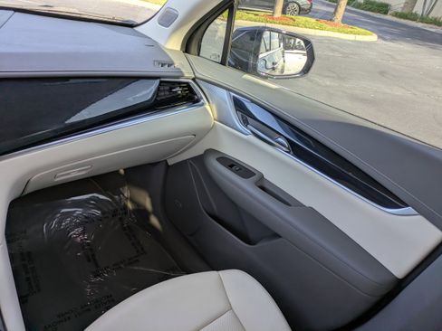 Certified 2024 Cadillac XT6 Premium Luxury w/ Technology Package image 15