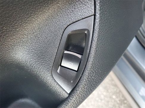 Certified 2022 Volkswagen Passat 2.0T R-Line image 14