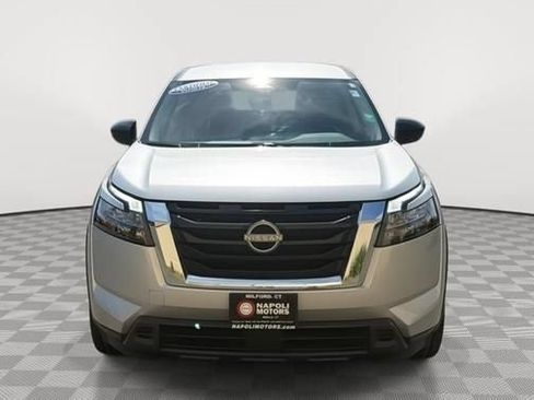 Used 2023 Nissan Pathfinder S AWD/4WD image 12