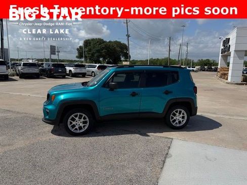 Used 2022 Jeep Renegade Latitude image 1